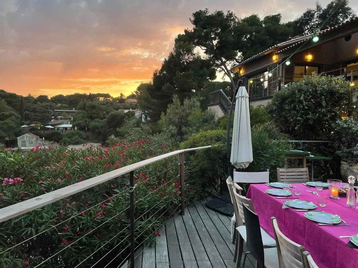 Villa Niel - Acces Direct Mer Et Piscine Chauffee Hyères 0*,  Frankrijk